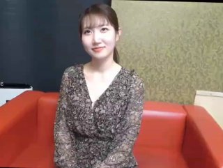 会所唱歌叫小姐，直接扶着桌子操